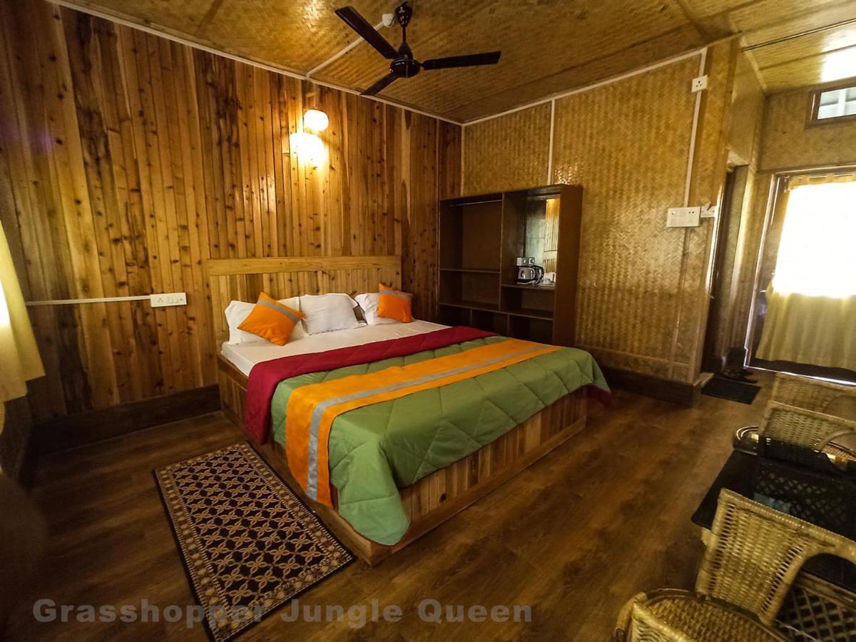 Grasshopper Jungle Queen Resort Chālsa Zewnętrze zdjęcie